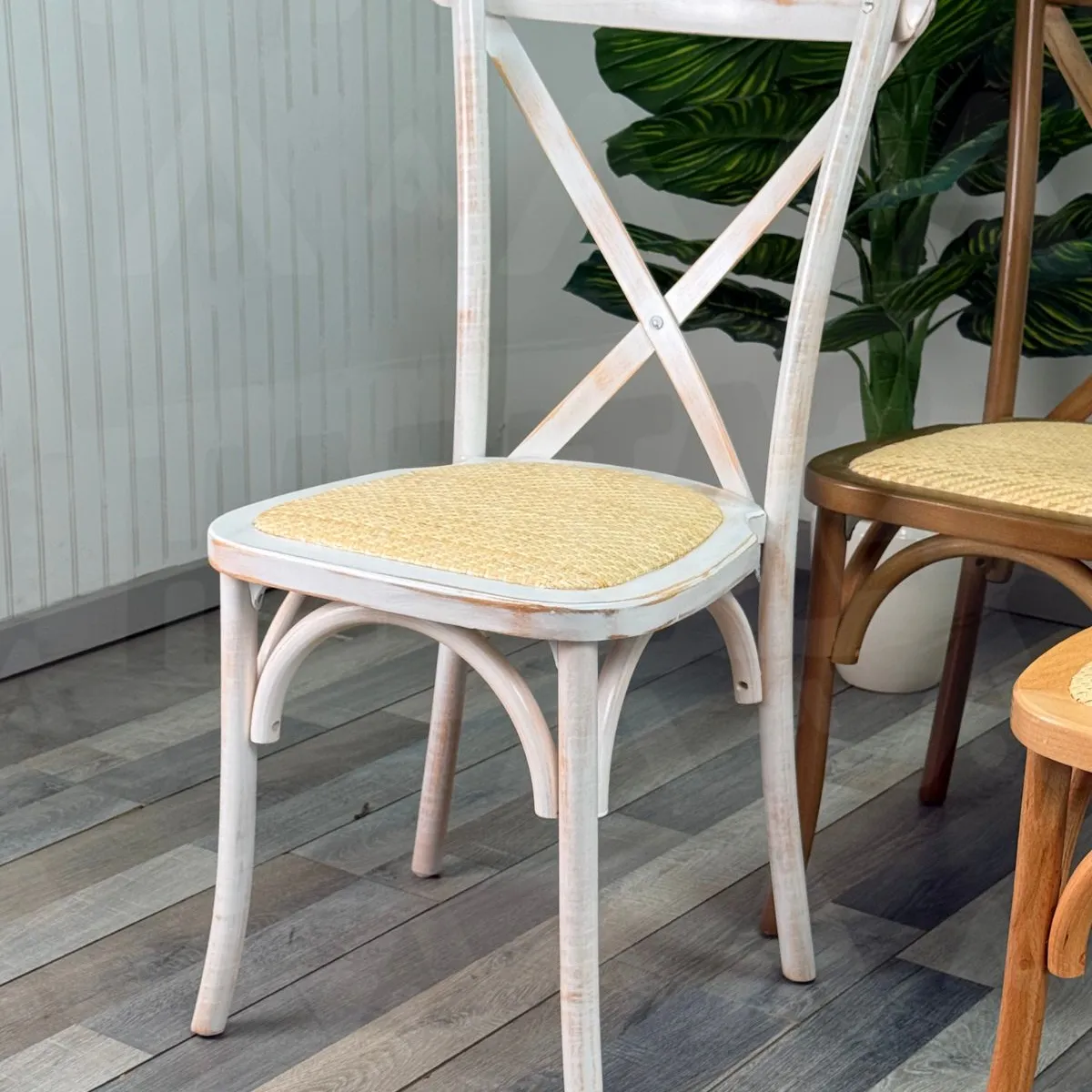 HABITA2 CHILE - Silla Crossback de Madera