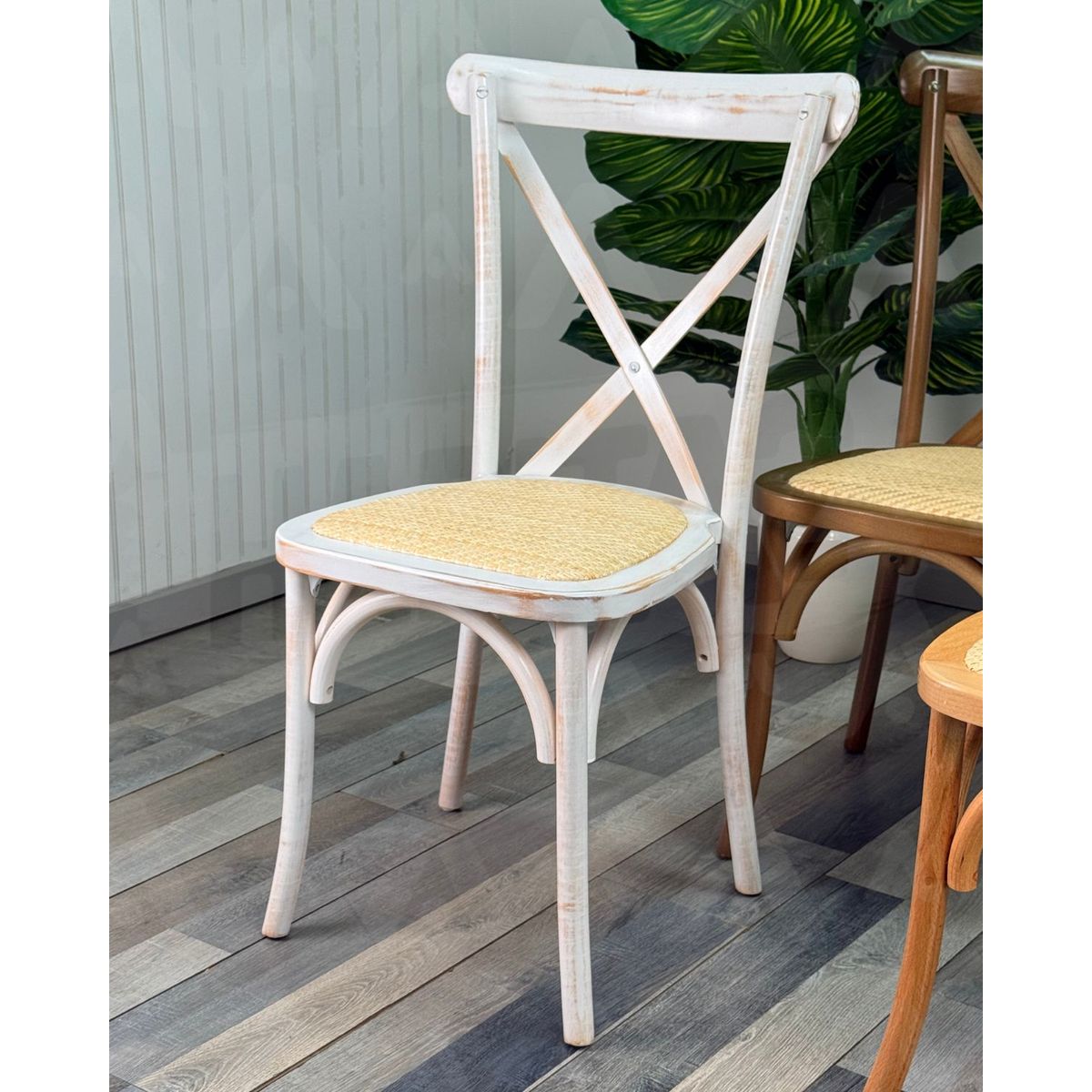 HABITA2 CHILE - Silla Crossback de Madera