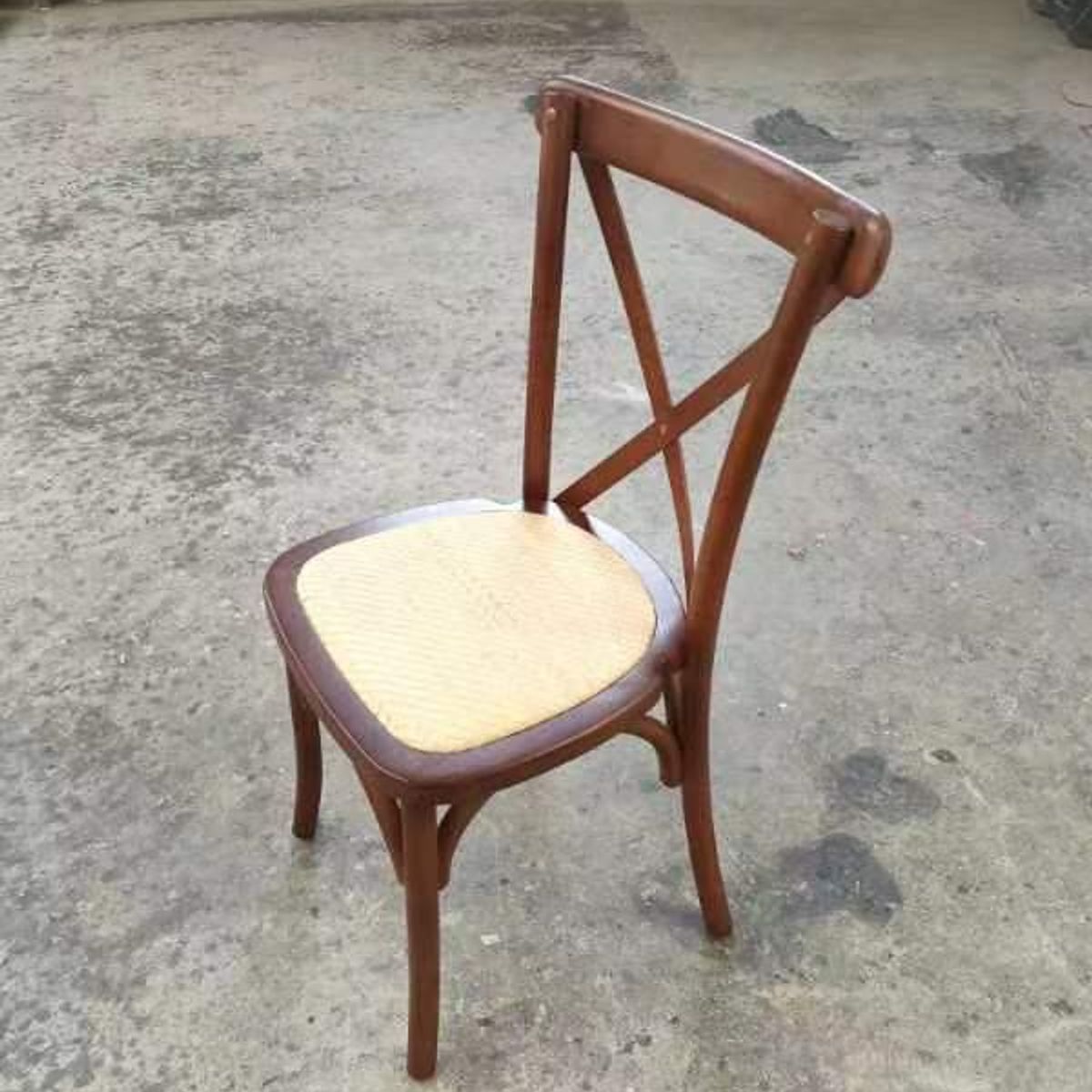 HABITA2 CHILE - Silla Crossback de Madera