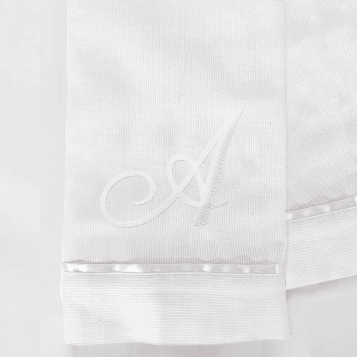 NINA HERRERA - Toalla de Visita Piqué Bordada Letra A