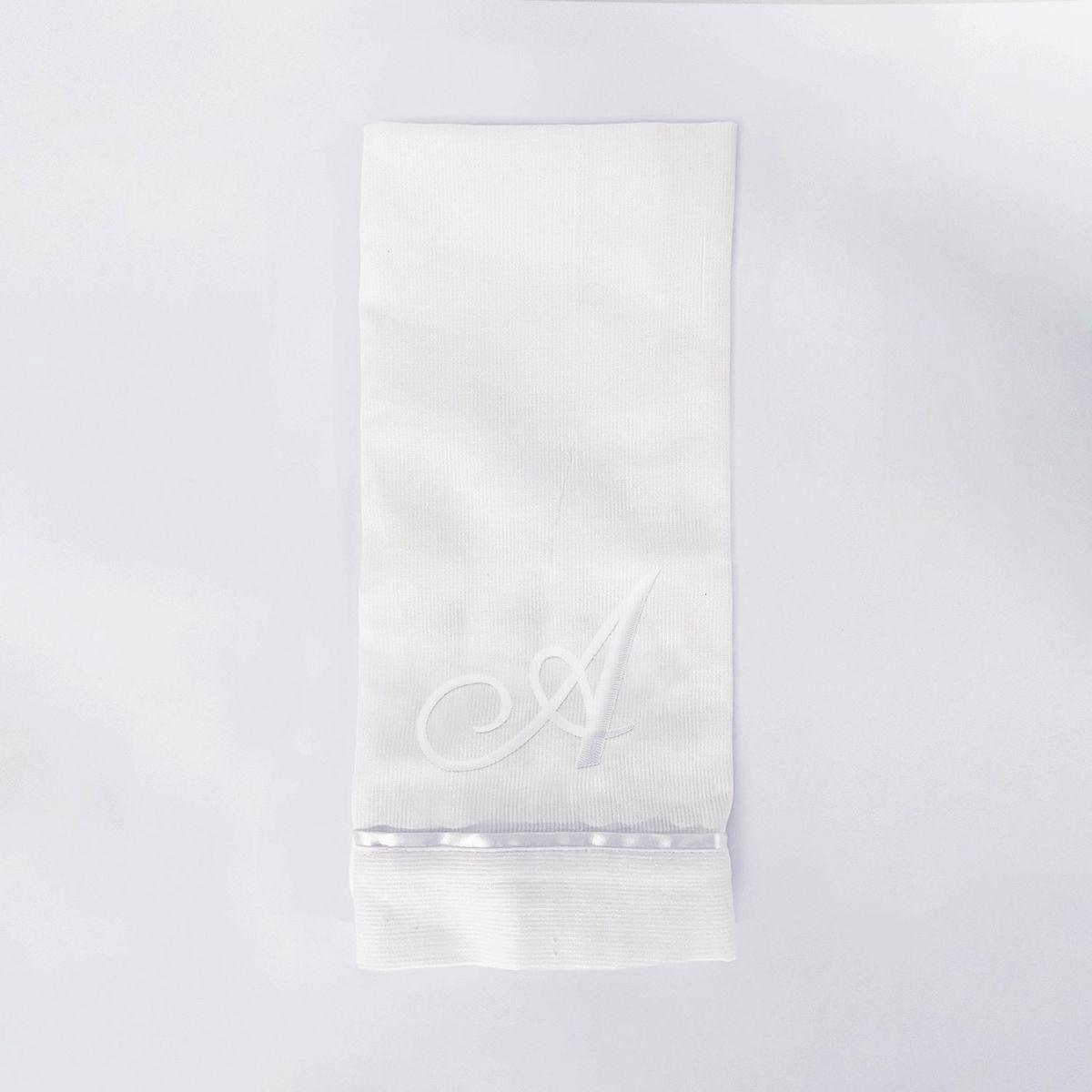 NINA HERRERA - Toalla de Visita Piqué Bordada Letra A