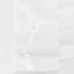 NINA HERRERA - Toalla de Visita Piqué Bordada Letra E Blanco