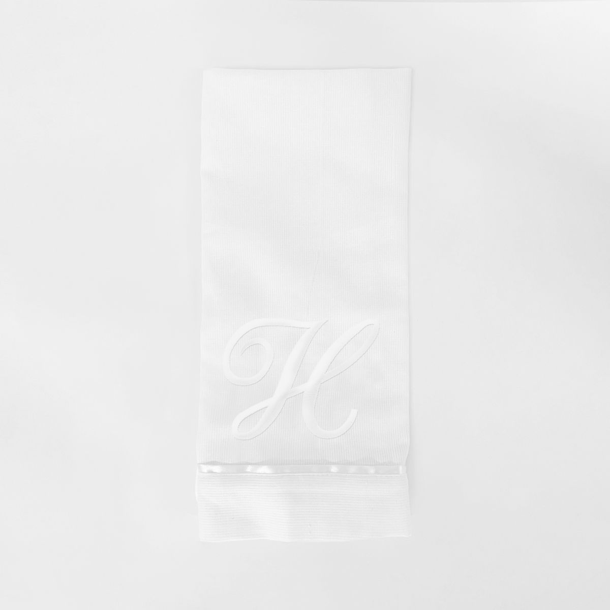 NINA HERRERA - Toalla de Visita Piqué Bordada Letra H Blanco