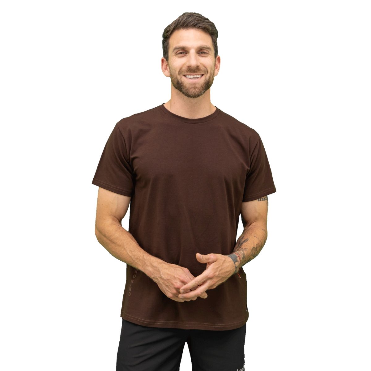 KONKO ACTIVE - Polera Perfect lisa manga corta cafe algodón hombre Konko
