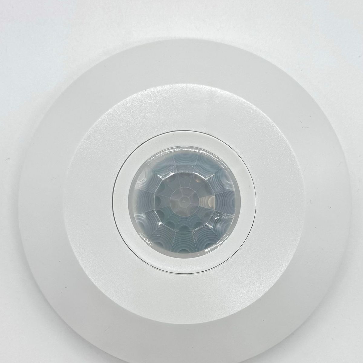 VKB - Sensor De Movimiento 360° Infrarrojo Sobrepuesto Blanco