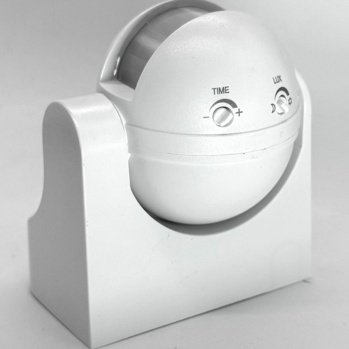 VKB - Sensor De Movimiento 180° Infrarrojo Sobrepuesto blanco