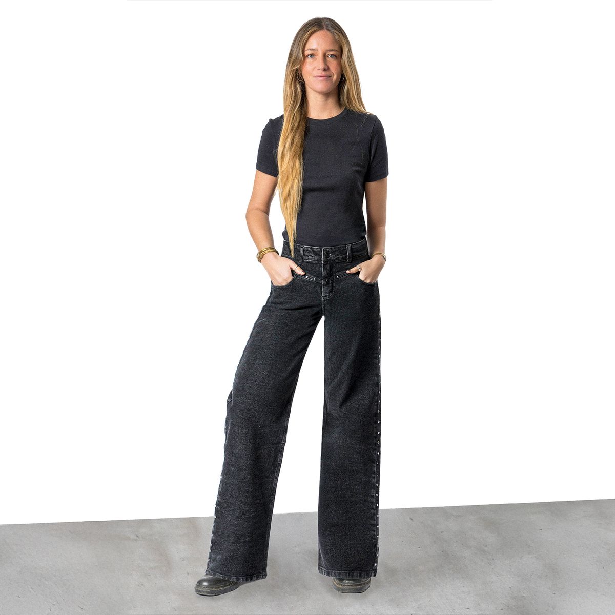RAINDOOR - Pantalón Tachas Frontales Negro Mujer Raindoor