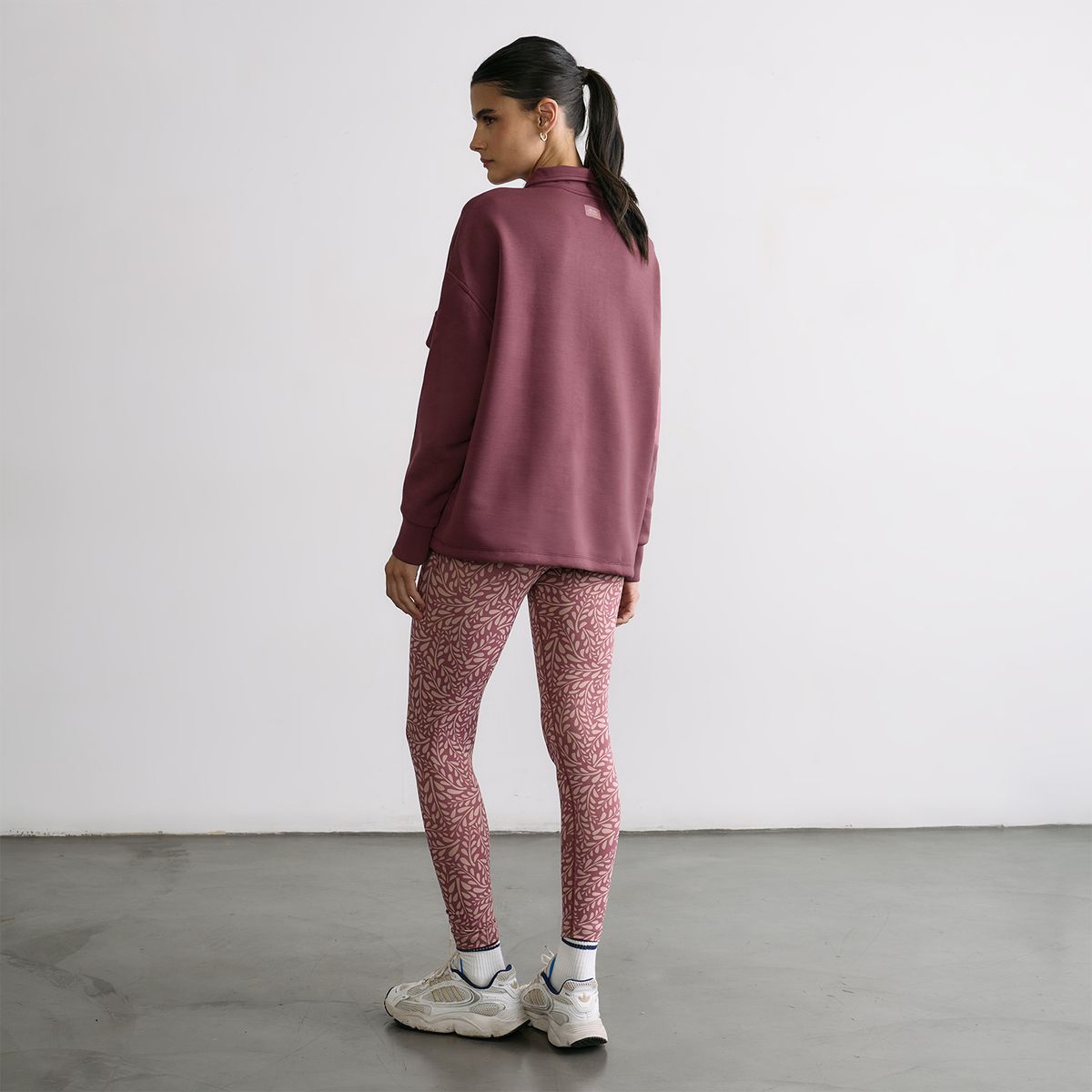 LOUNGE - Polerón Deportivo Active