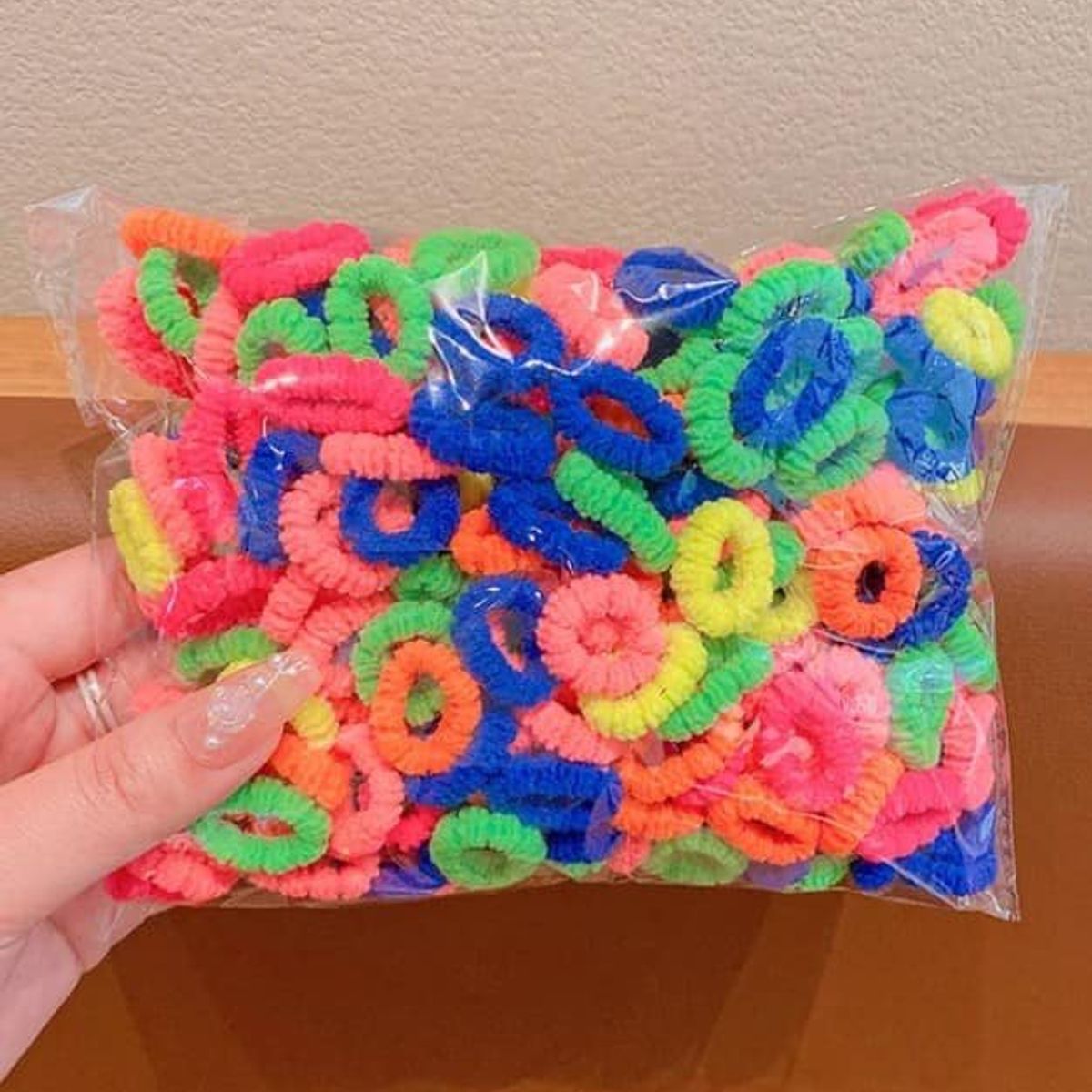 GENERICO - Pack 100 unds coles para niña