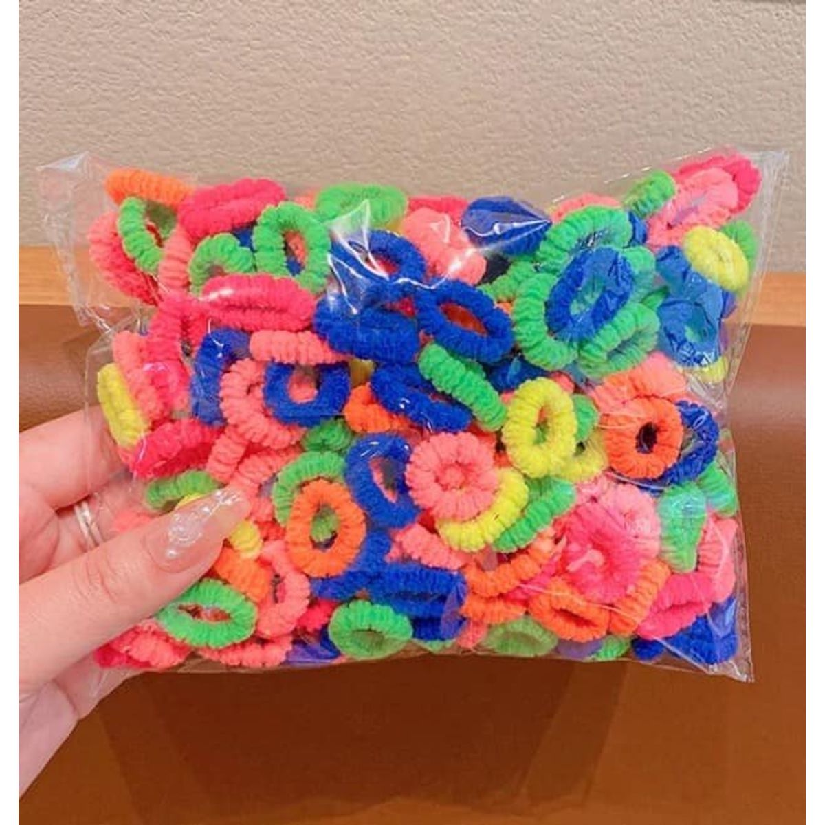 GENERICO - Pack 100 unds coles para niña