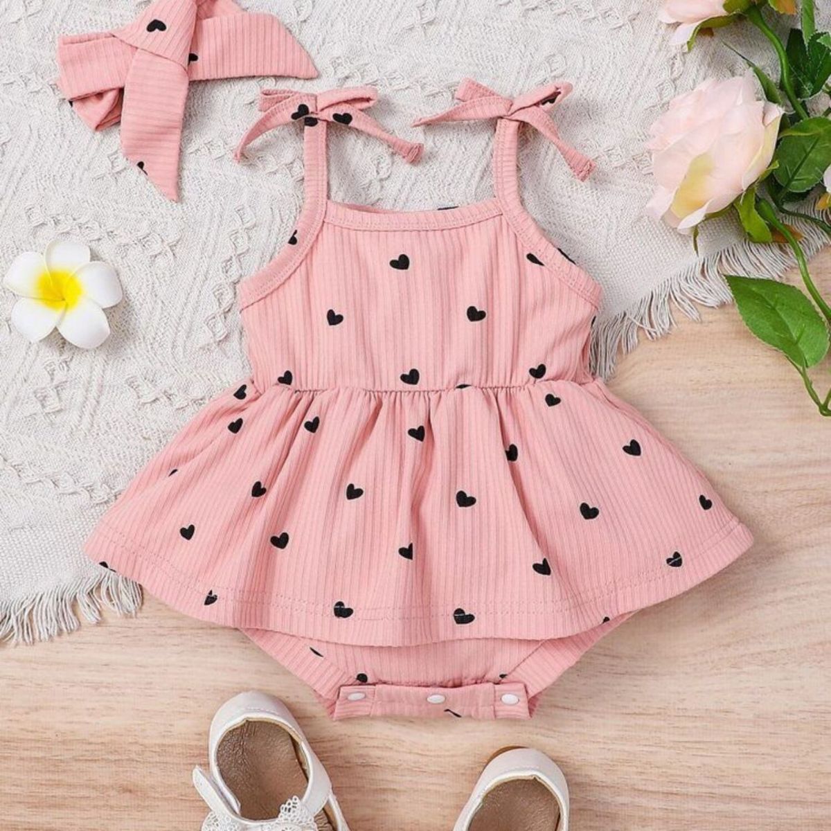 CHINA - Conjunto Para Niña De 2 Prendas Body Vestido Rosado Estampado Corazones + Lazo CJ060