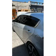 GENERICO - Bota Aguas de Acrílico 2mm plano Negro a Medida para auto Kia Cerato 5 Hatchback 2016 a 2018