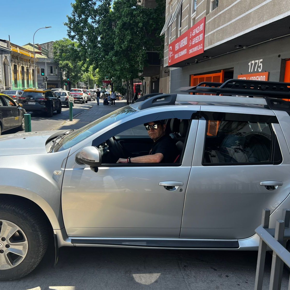 GENERICO - Bota Aguas de Acrílico 2mm plano Negro a Medida para auto Renault Oroch 2015 a 2021