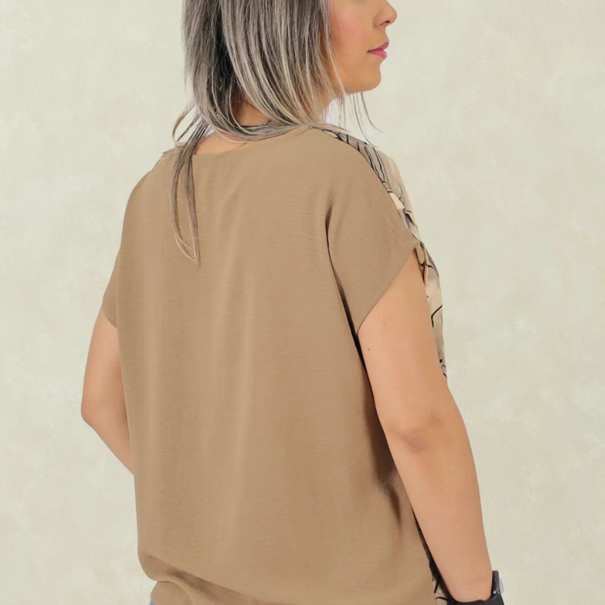 TENTATION - Top Seda Estampada Beige Tentation