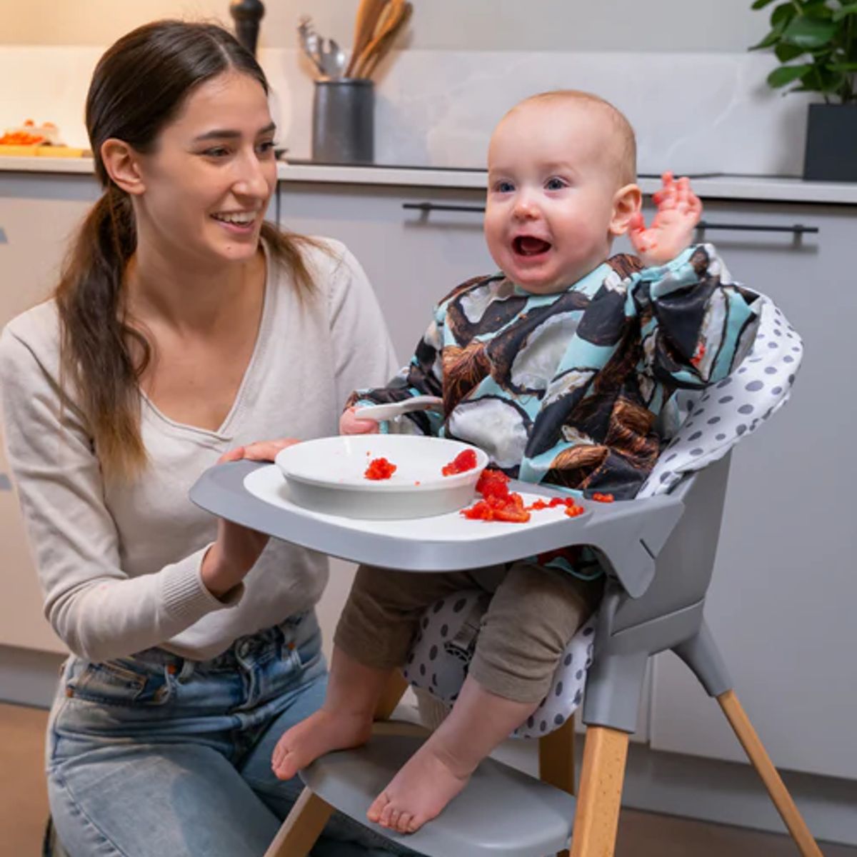 TWISTSHAKE - Silla alta Twistshake Gris