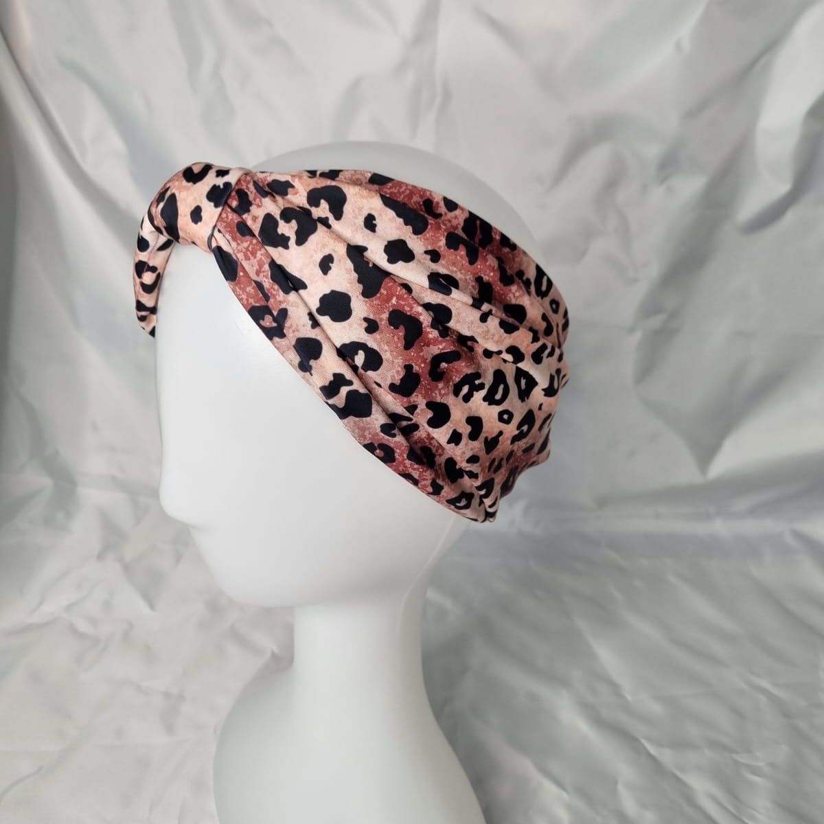 EL ESPACIO DE TOMMY - Turbante cintillo clínico lycra animal print negro