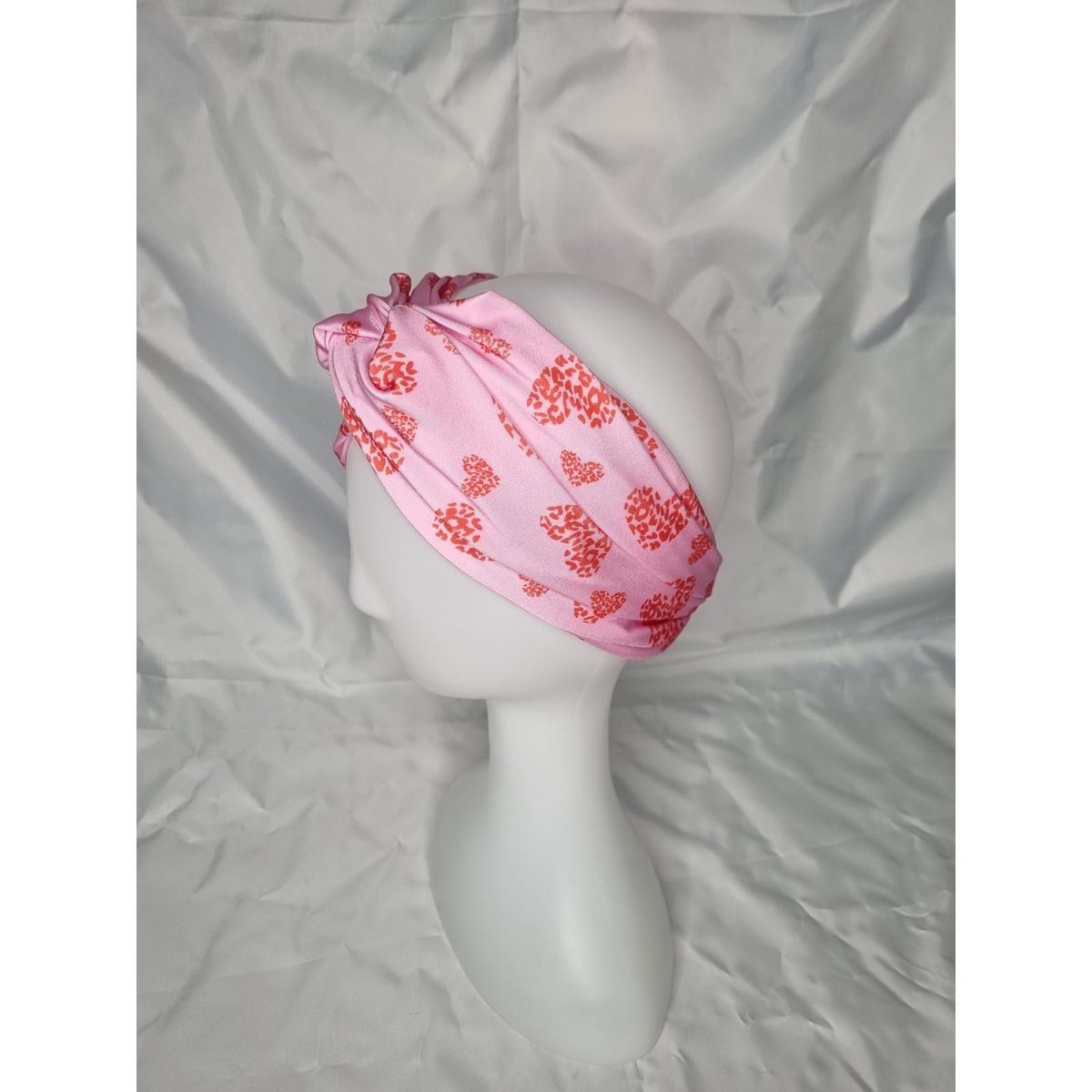 EL ESPACIO DE TOMMY - Turbante cintillo clínico lycra corazones rojos