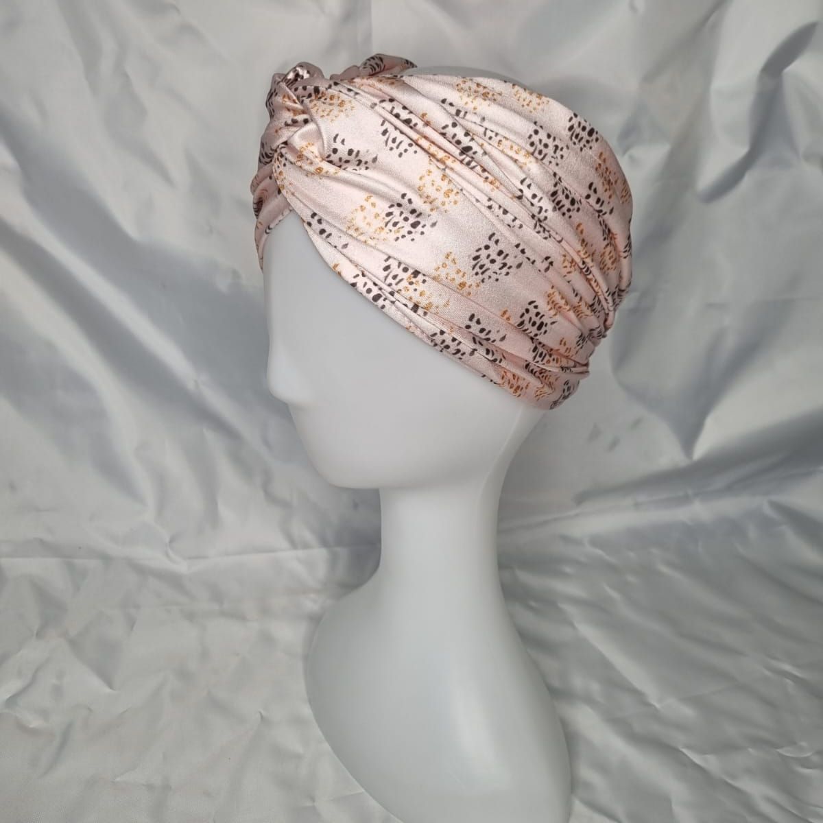 EL ESPACIO DE TOMMY - Turbante cintillo clínico lycra crema animal print