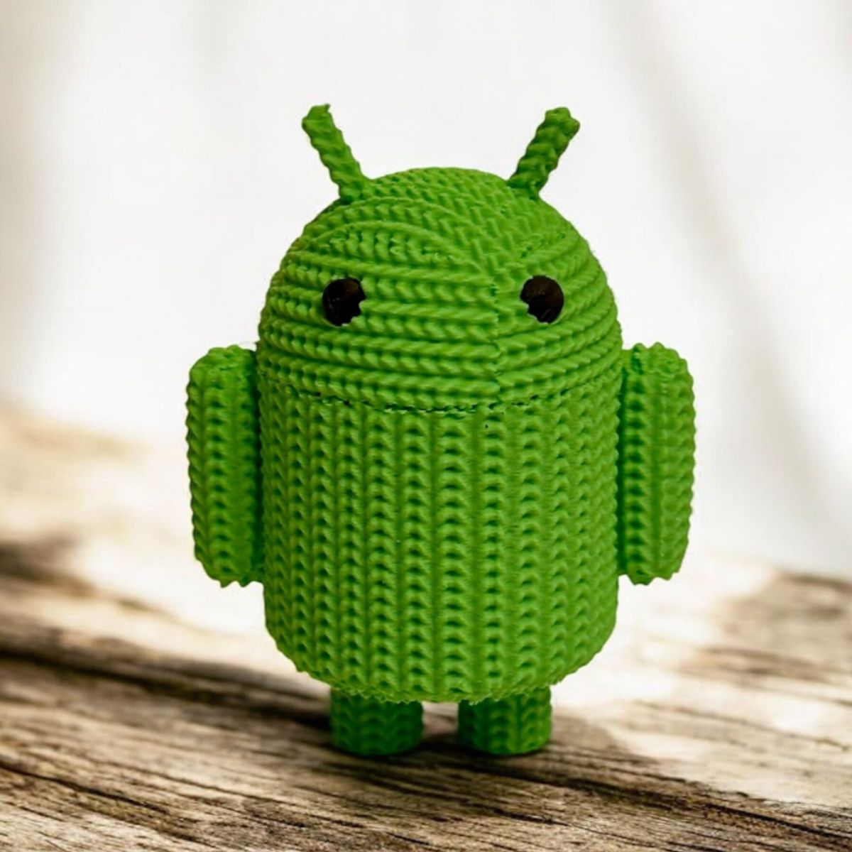 GENERICO - Figura Decoración- Android Tejido