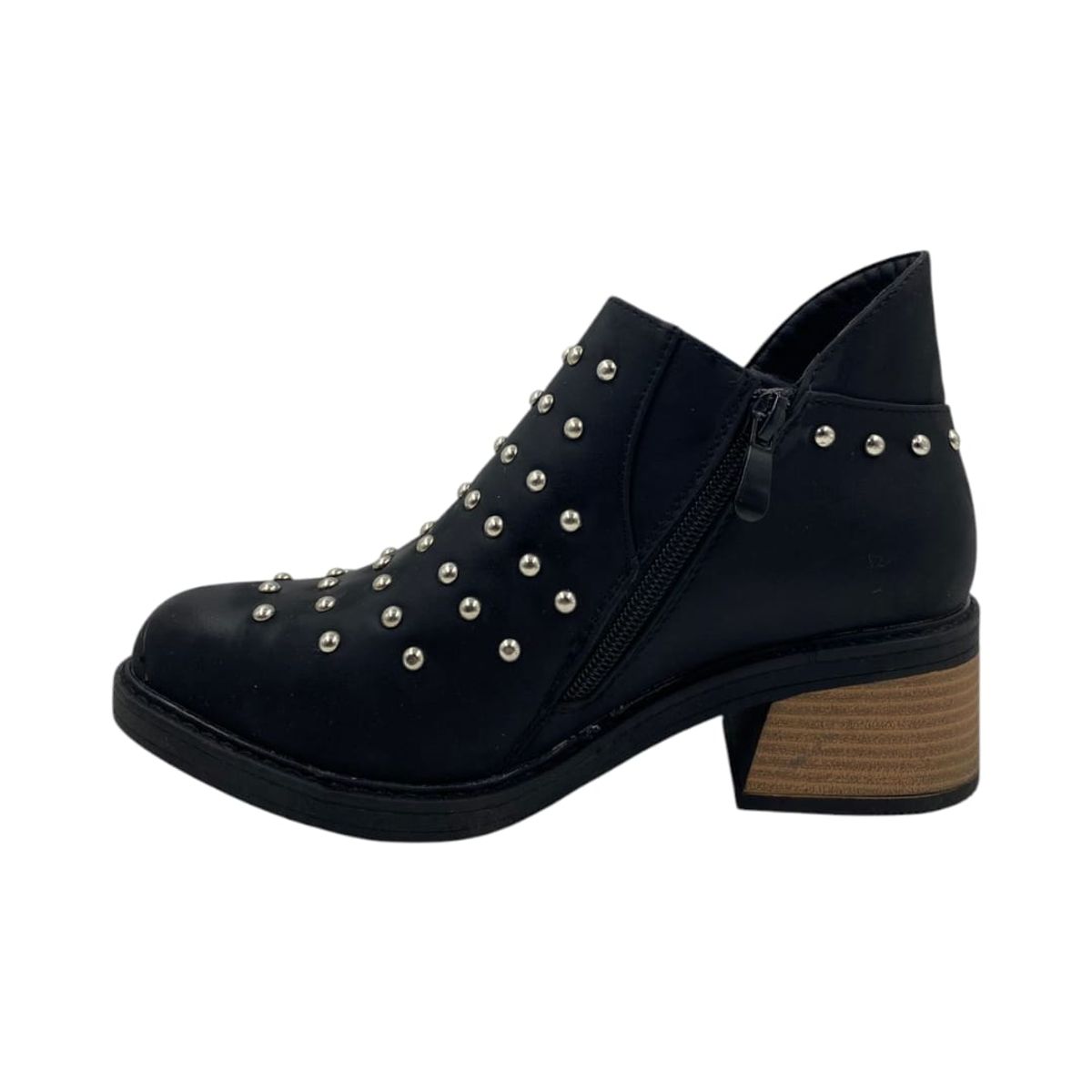 HERIEL - Zapato Negro Tachas Mujer