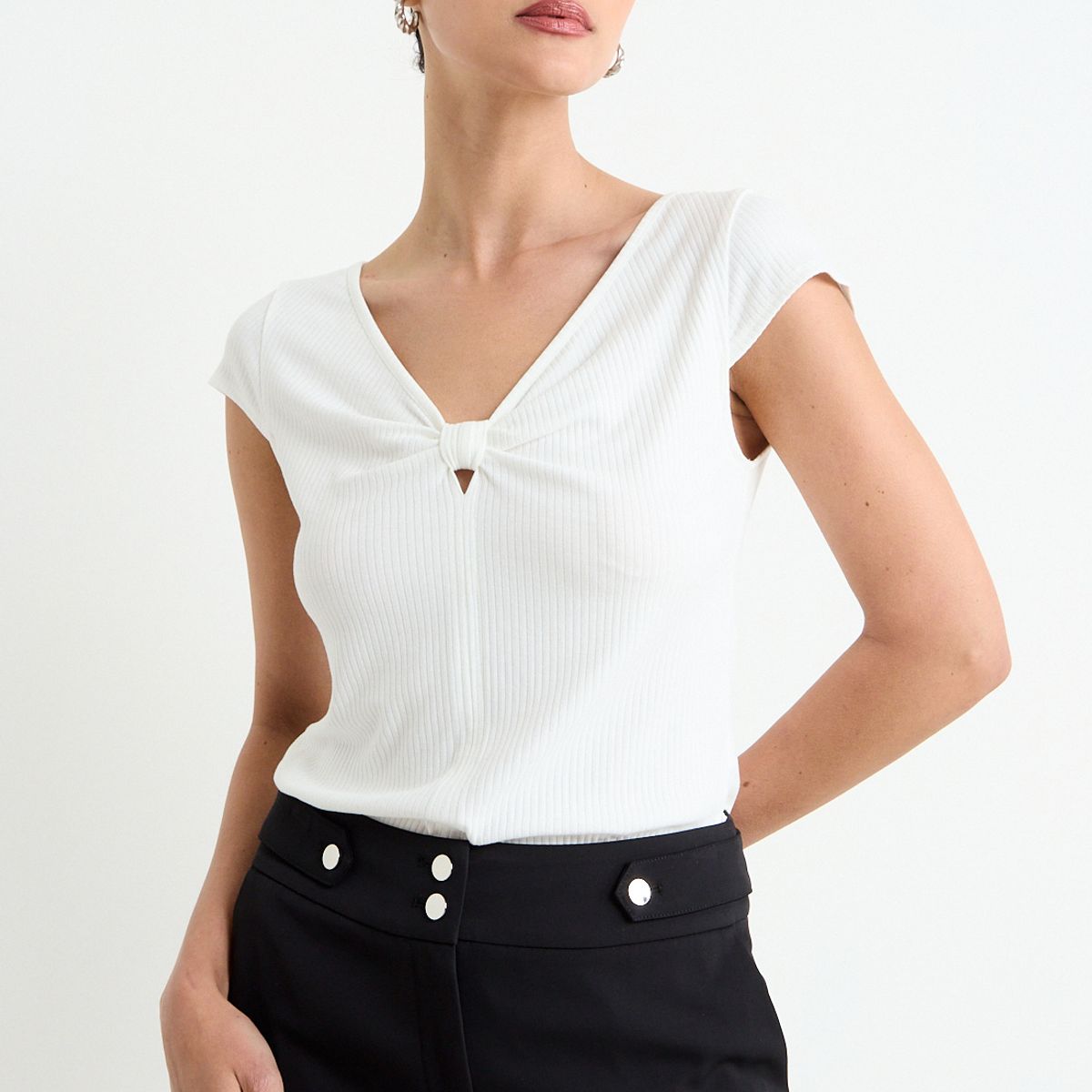 ASH - Polera Lisa Mujer Crudo Ash