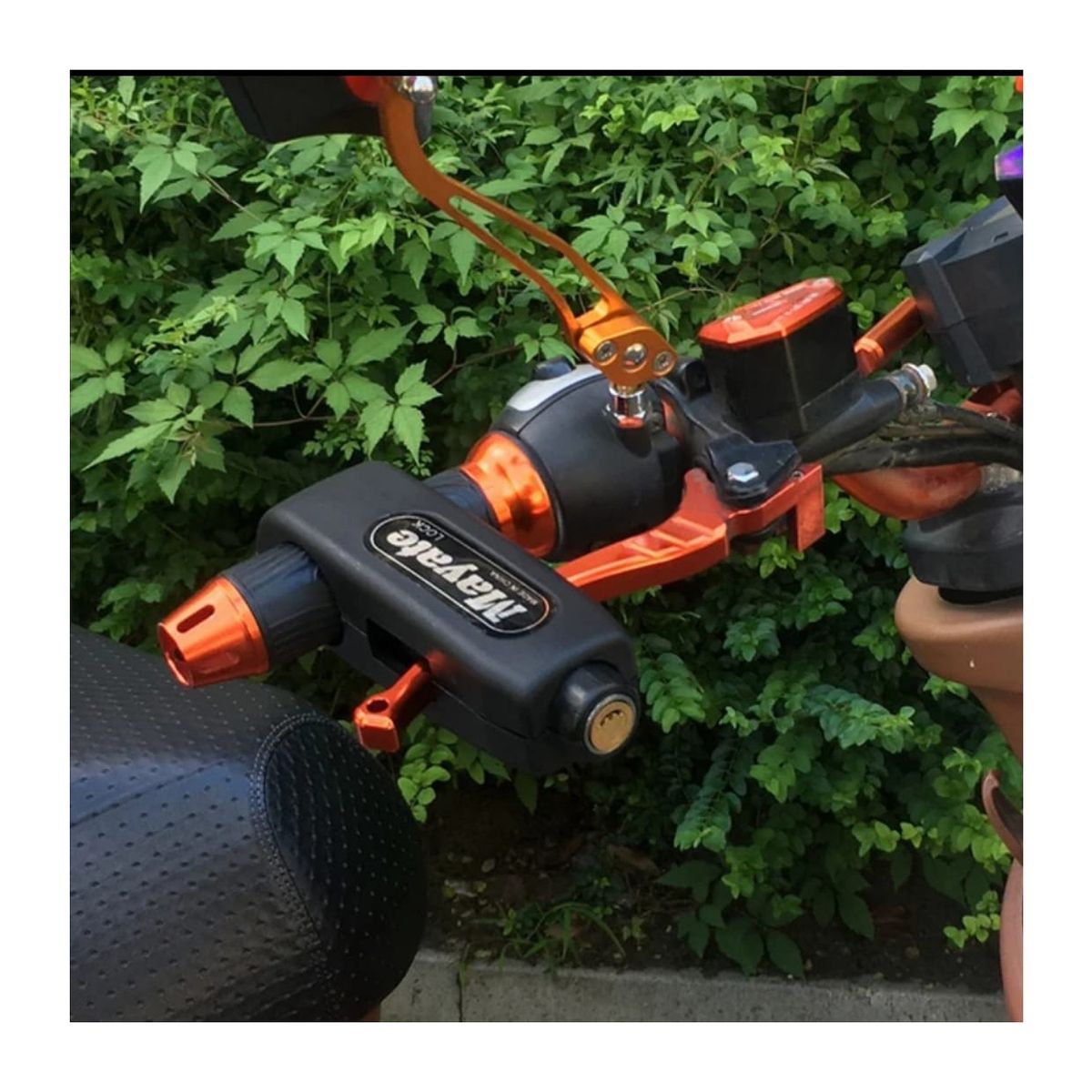 GENERICO - Candado o seguro para manillar de scooter bicimotos