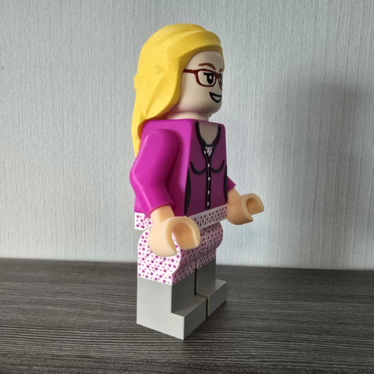 GENERICO - Big Bang Theory Bernadette - Figura decorativa