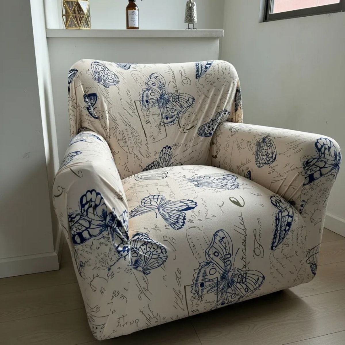 TODOHOGAR SANTIAGO DE CHILE - Funda de sofá estampada de 1 cuerpo - Mariposa Beige