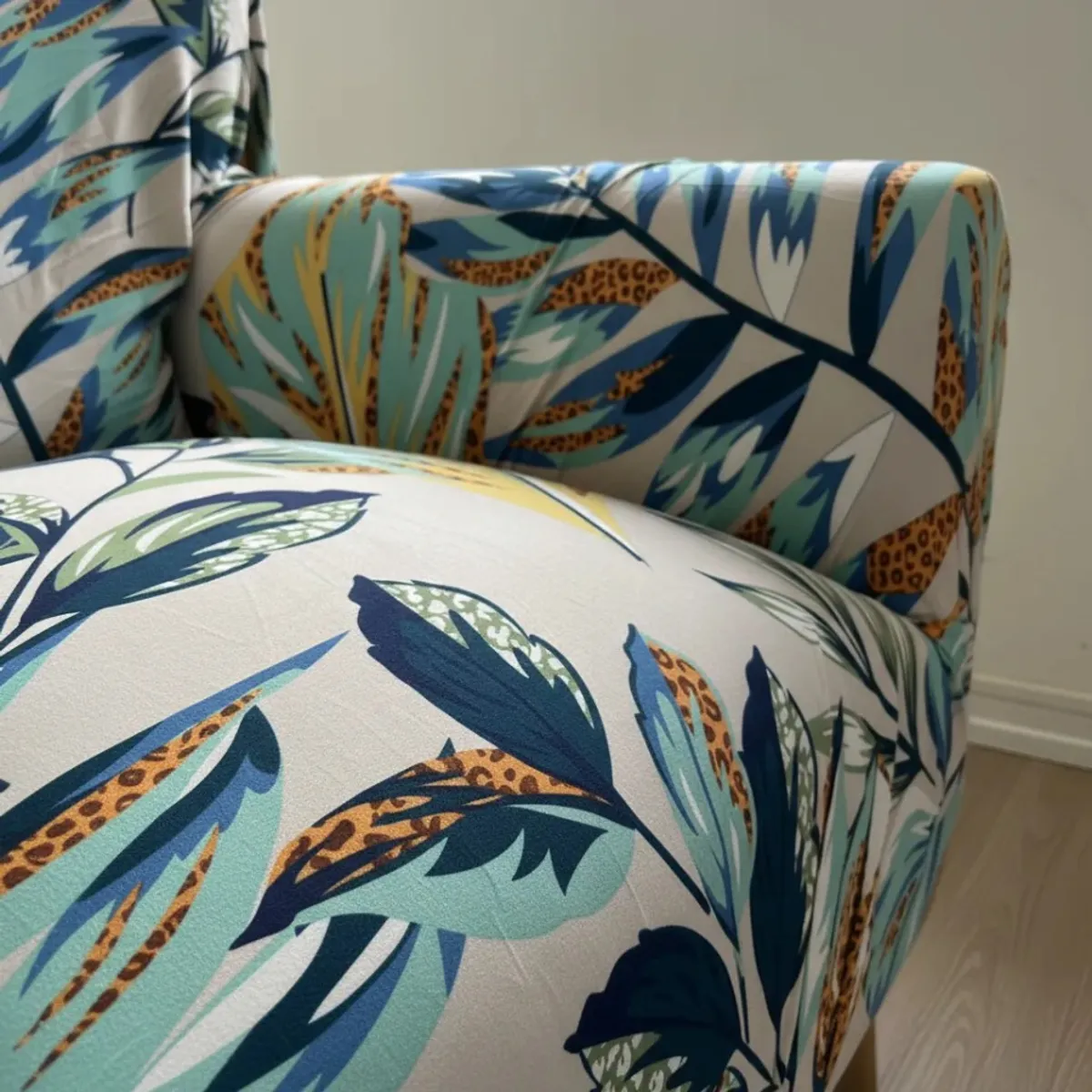 TODOHOGAR SANTIAGO DE CHILE - Funda de sofá estampada de 1 cuerpo - Diseño Ramas