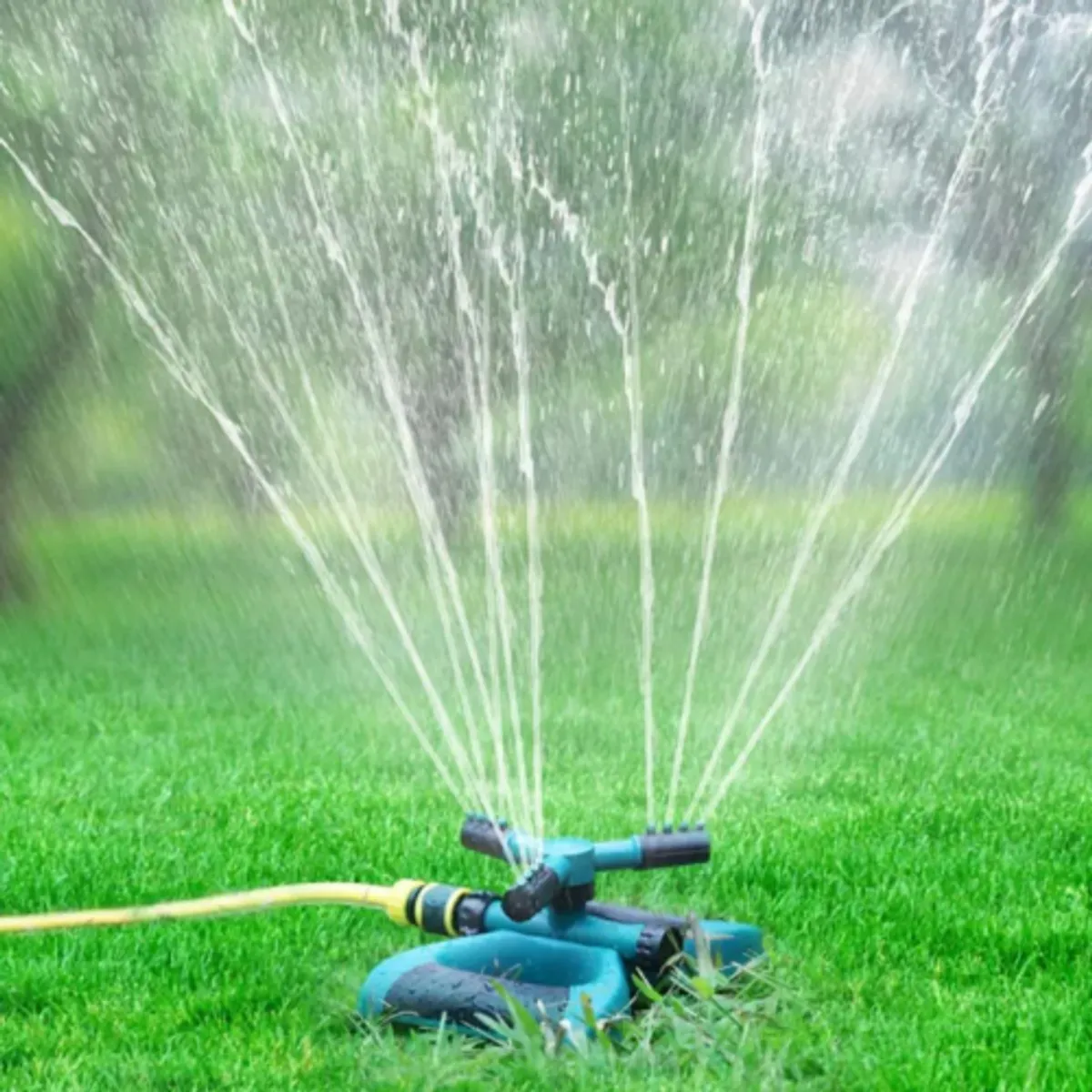 MOVI - Regador Giratorio 360° con Base y 3 Aspas para jardin