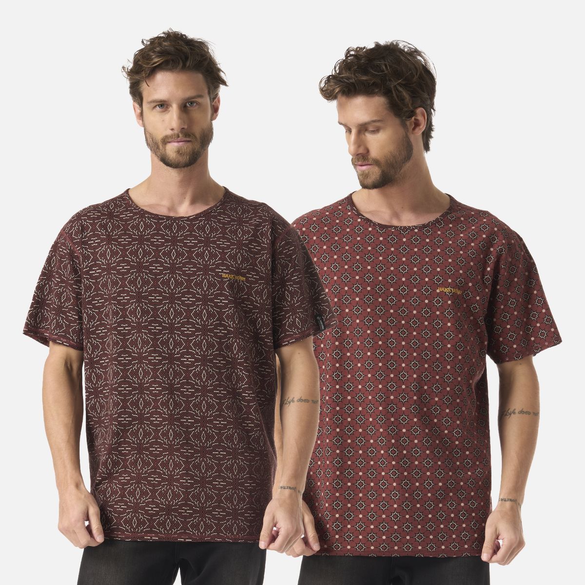 HAKA HONU - Polera Hombre Bi-curioso Print Vino Haka Honu