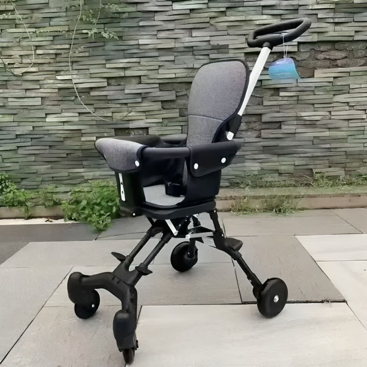 GENERICO - Coche De Paseo Para Bebé Liviano Con Manija Direccional