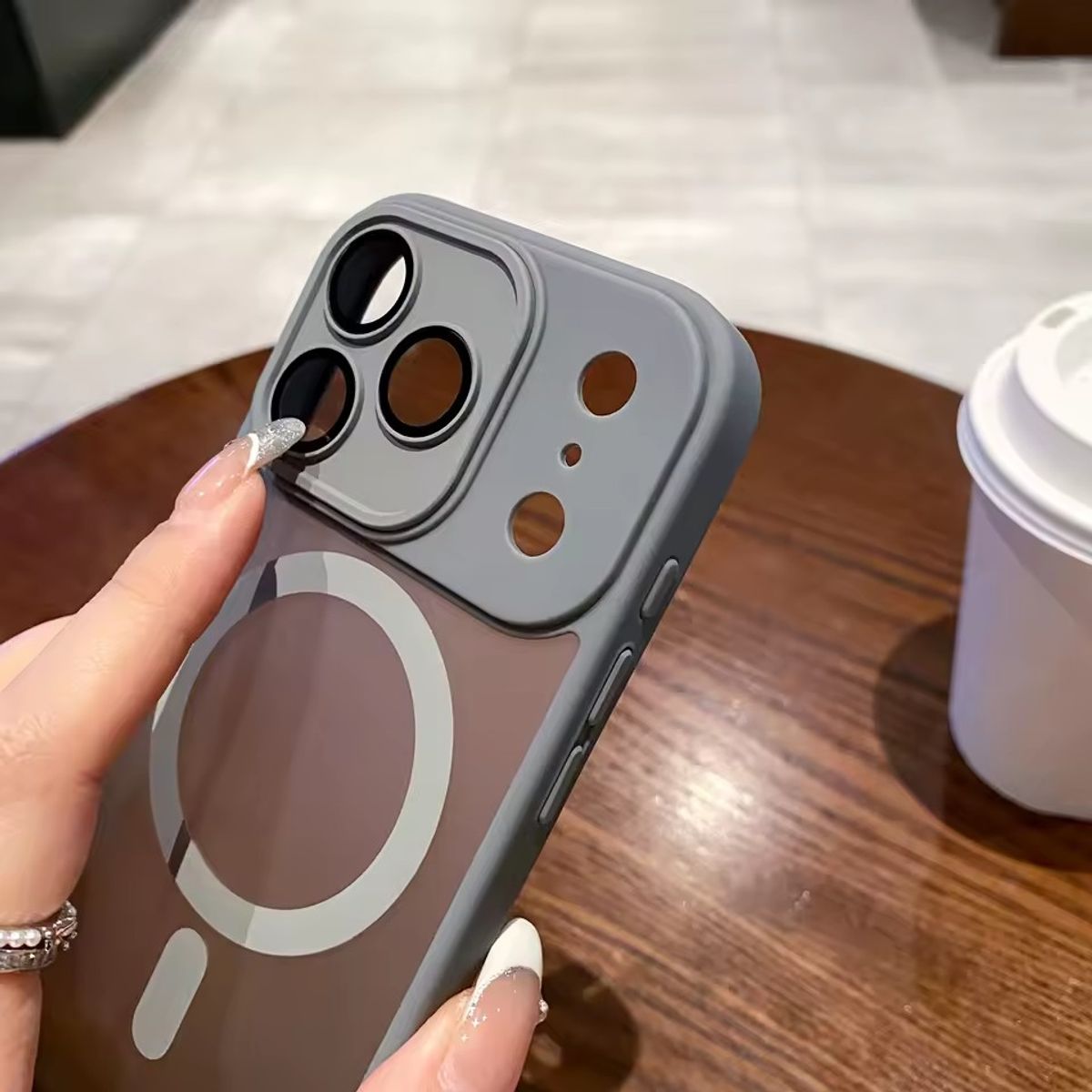 GENERICO - Carcasa Mate Para Iphone 17 Pro Magnética Negro