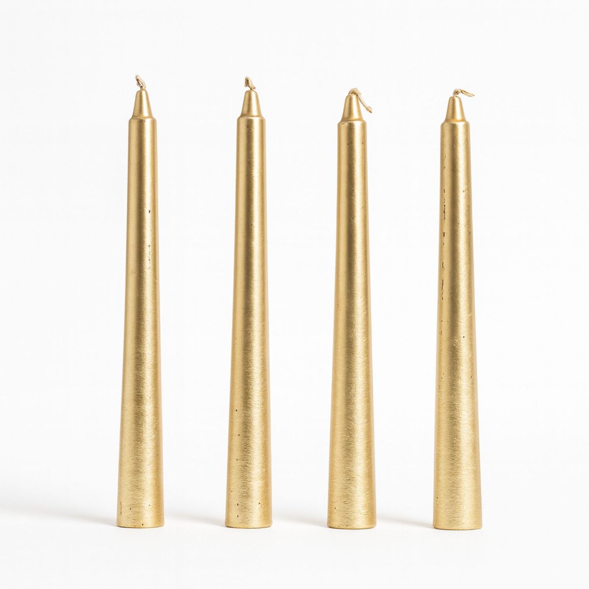 Pack De Velas De Cera Altas Doradas Elegantes Golden, marca COLETTE - Foto Principal
