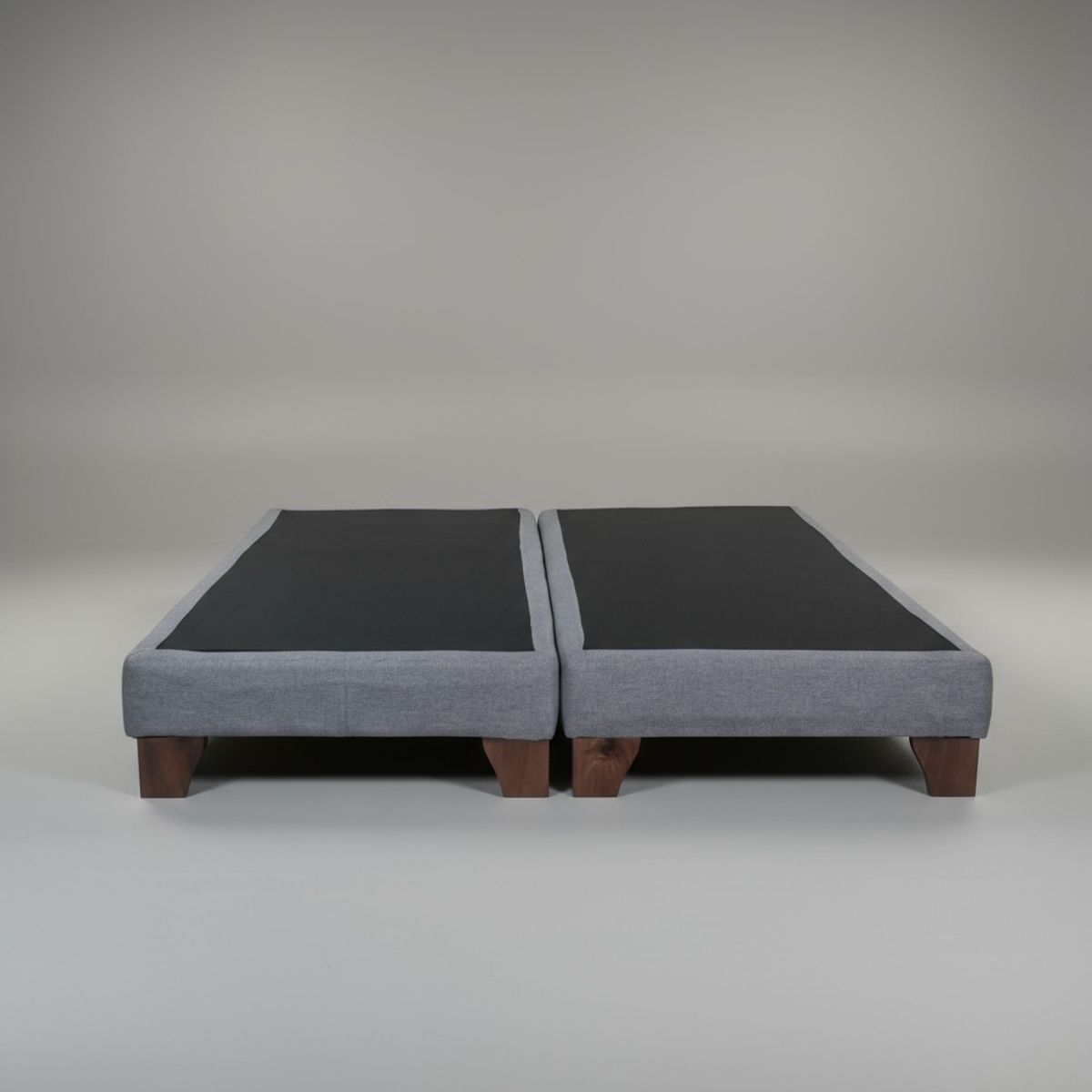 BLOCCARE - Base de Cama Full Dividida Box 13 cm L190 (Gris)- Con Patas de Madera 11 cm (Sin Refuerzo)