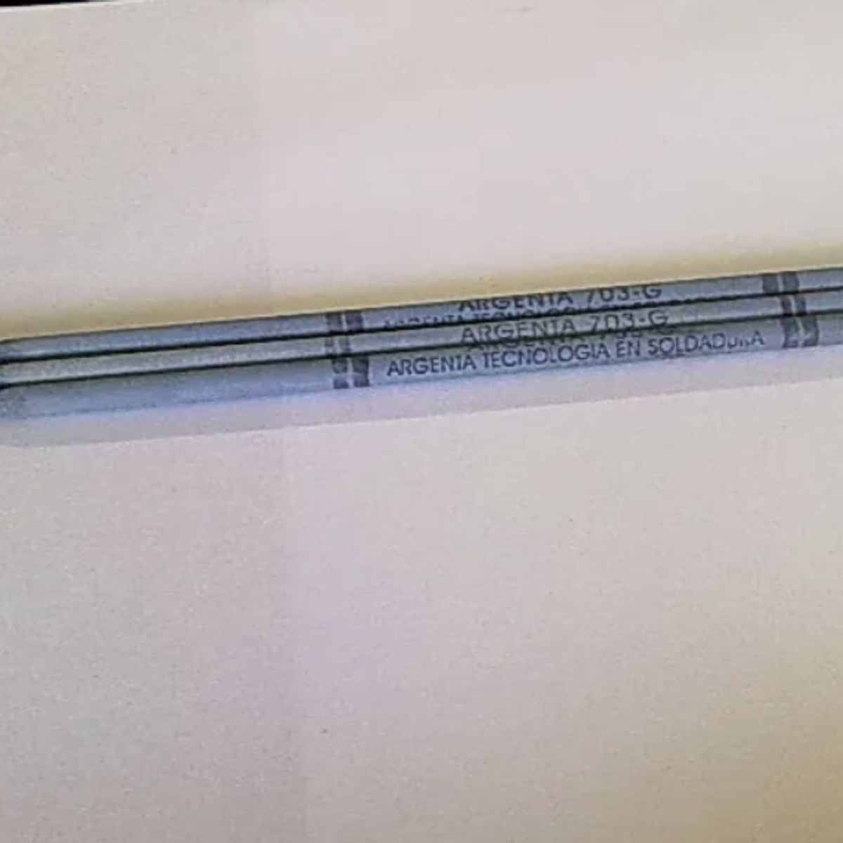 MOSAY - SOLDADURA 3020 FIERRO FUND. ESP. 3/32 ARGENTA