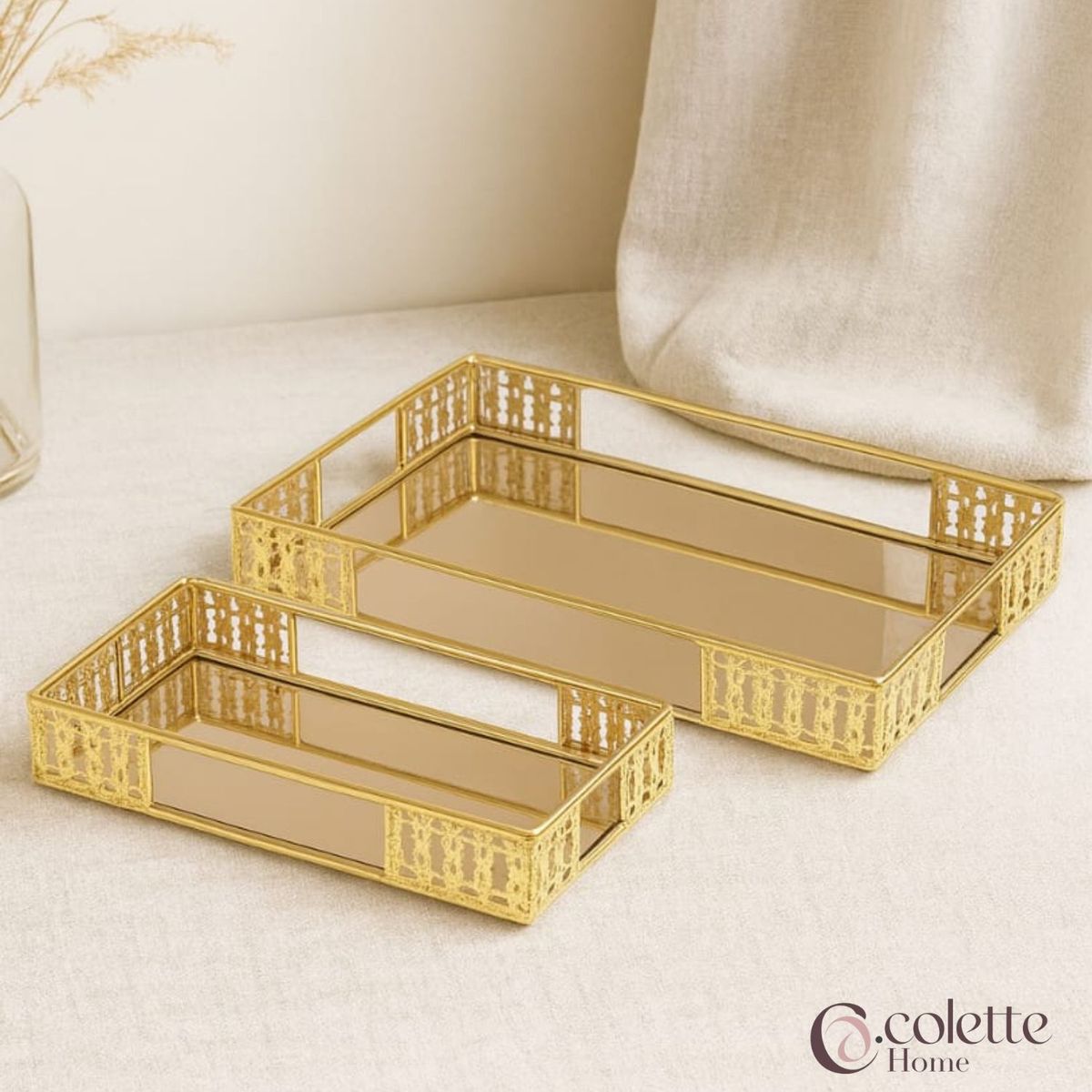 COLETTE - Set De Bandejas Decorativas Rectangulares Doradas Con Espejo Rubí