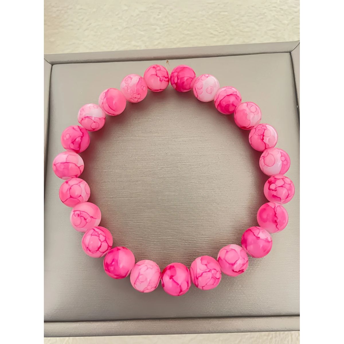 KIRAMA CLOTHING STORE - Pulsera de Cuentas Rosadas Marmoleadas