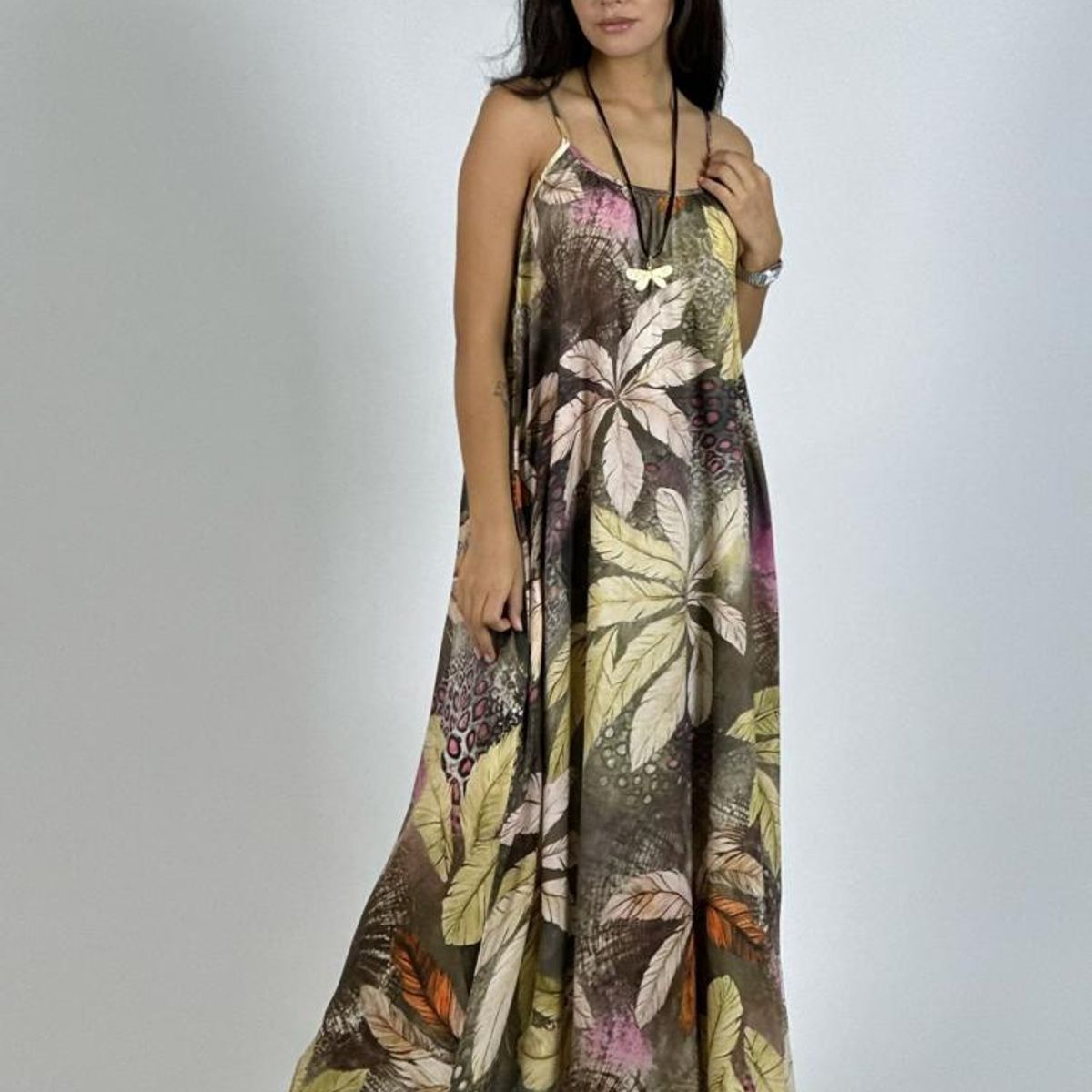 ENIGMATICA BOUTIQUE - Vestido Estampado Hojas