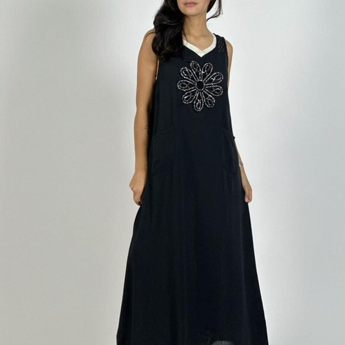 ENIGMATICA BOUTIQUE - Vestido Lino Hombros Tejidos Flor