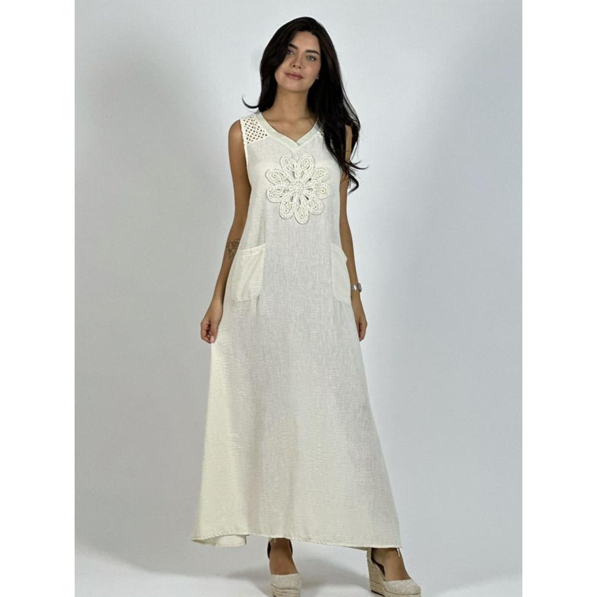 ENIGMATICA BOUTIQUE - Vestido Lino Hombros Tejidos Flor
