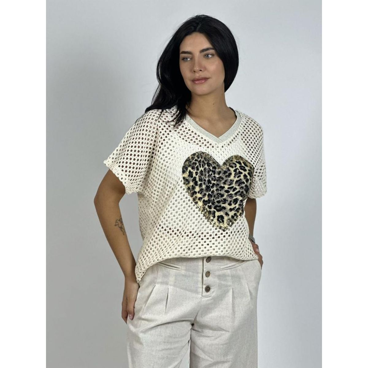 ENIGMATICA BOUTIQUE - Polera Hilo Corazón Print