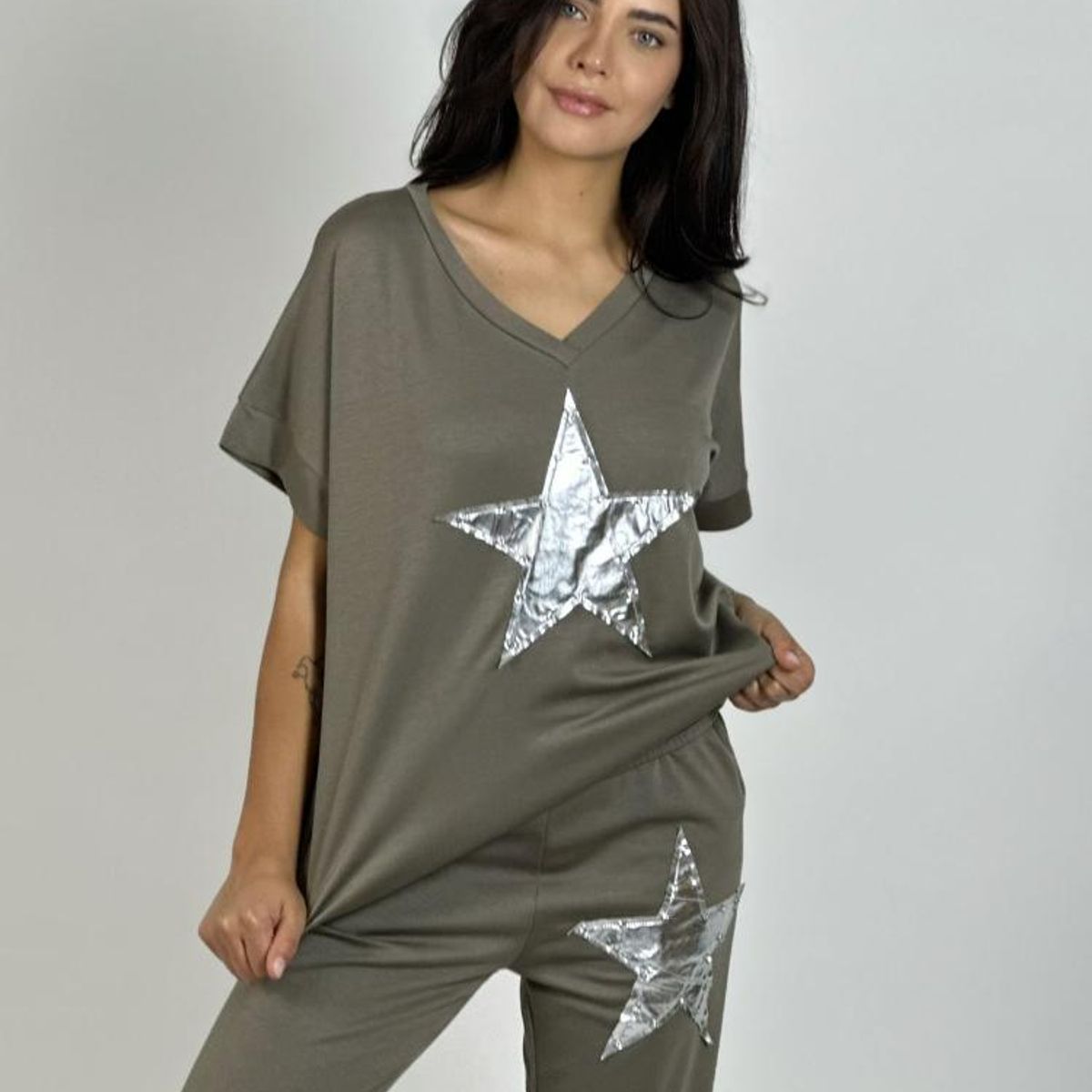 ENIGMATICA BOUTIQUE - Polera de Algodón Con Estrella