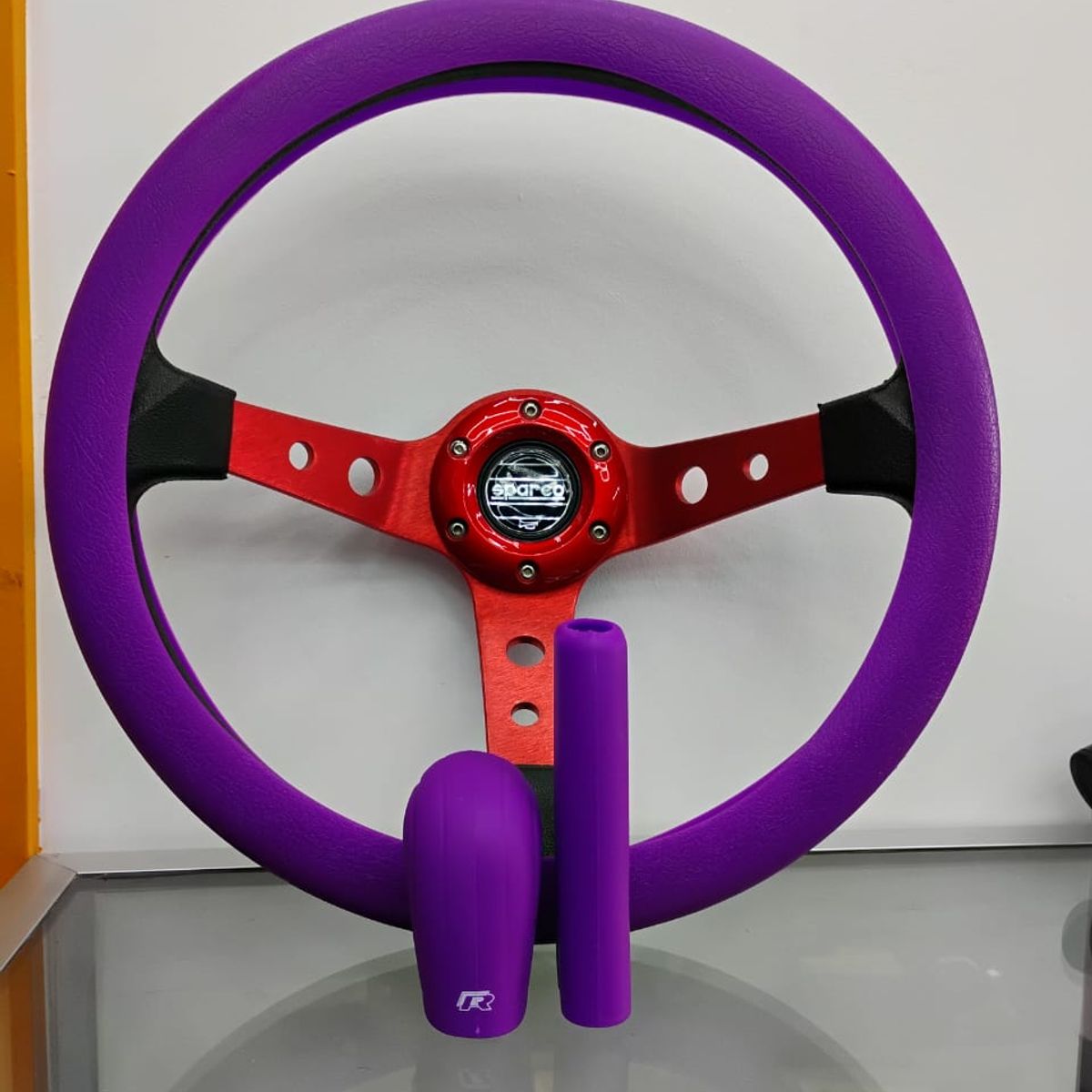 GENERICO - SET 3 PIEZAS CUBRE VOLANTE PARA TU AUTO MORADO
