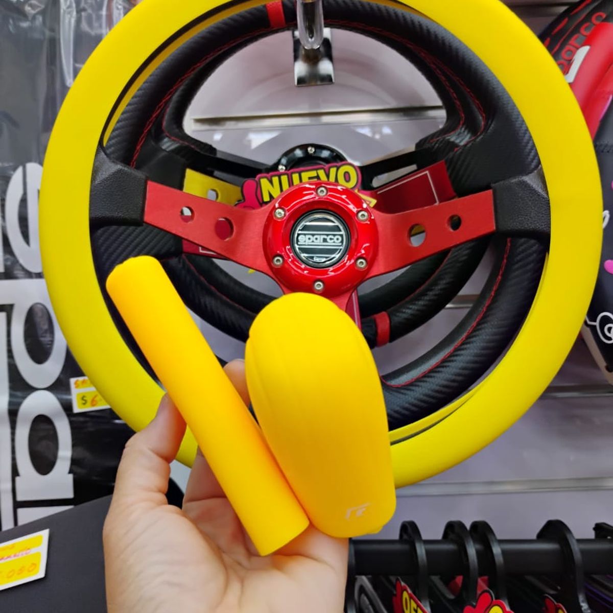 GENERICO - SET 3 PIEZAS CUBRE VOLANTE PARA TU AUTO AMARILLO