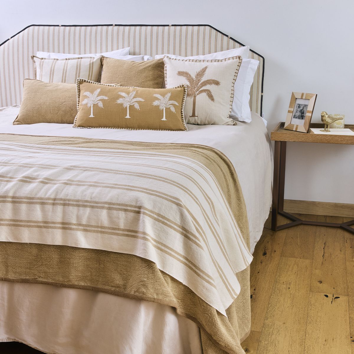 LOUNGE - Piecera Woman Lavado Piping 100 X 240 Cm Camel