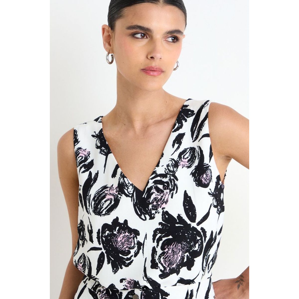 ASH - Blusa Fantasia Cuello En V Mujer Negro Ash