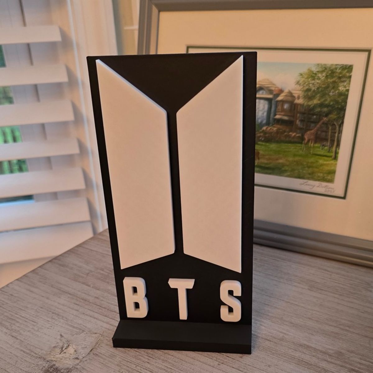 GENERICO - Logo Bts - Figura