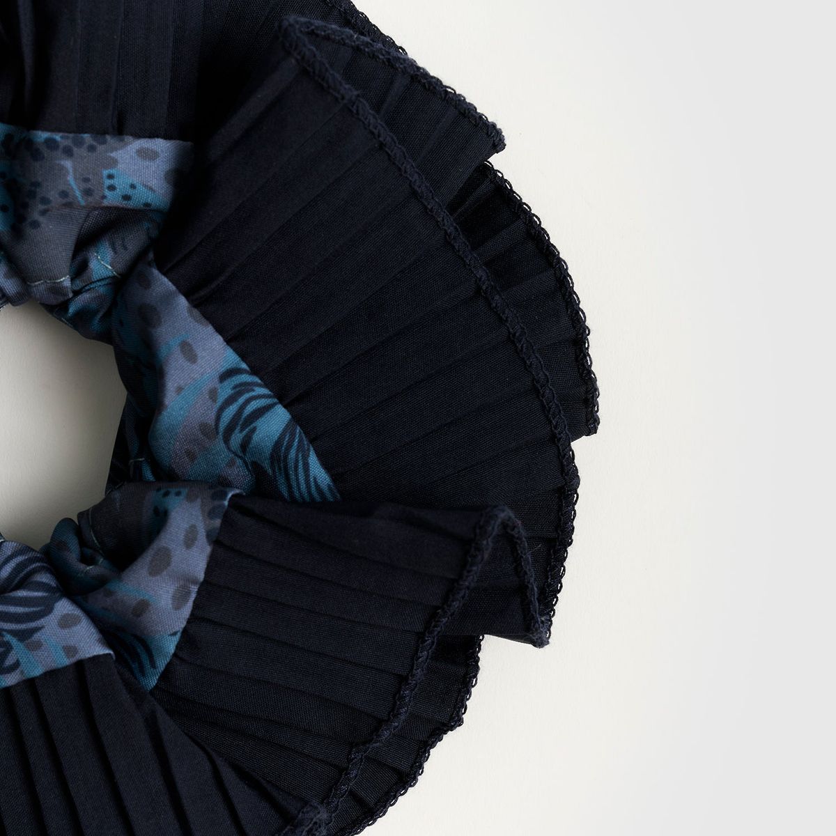 LOUNGE - Collet Woman Vuelos Plisados Print