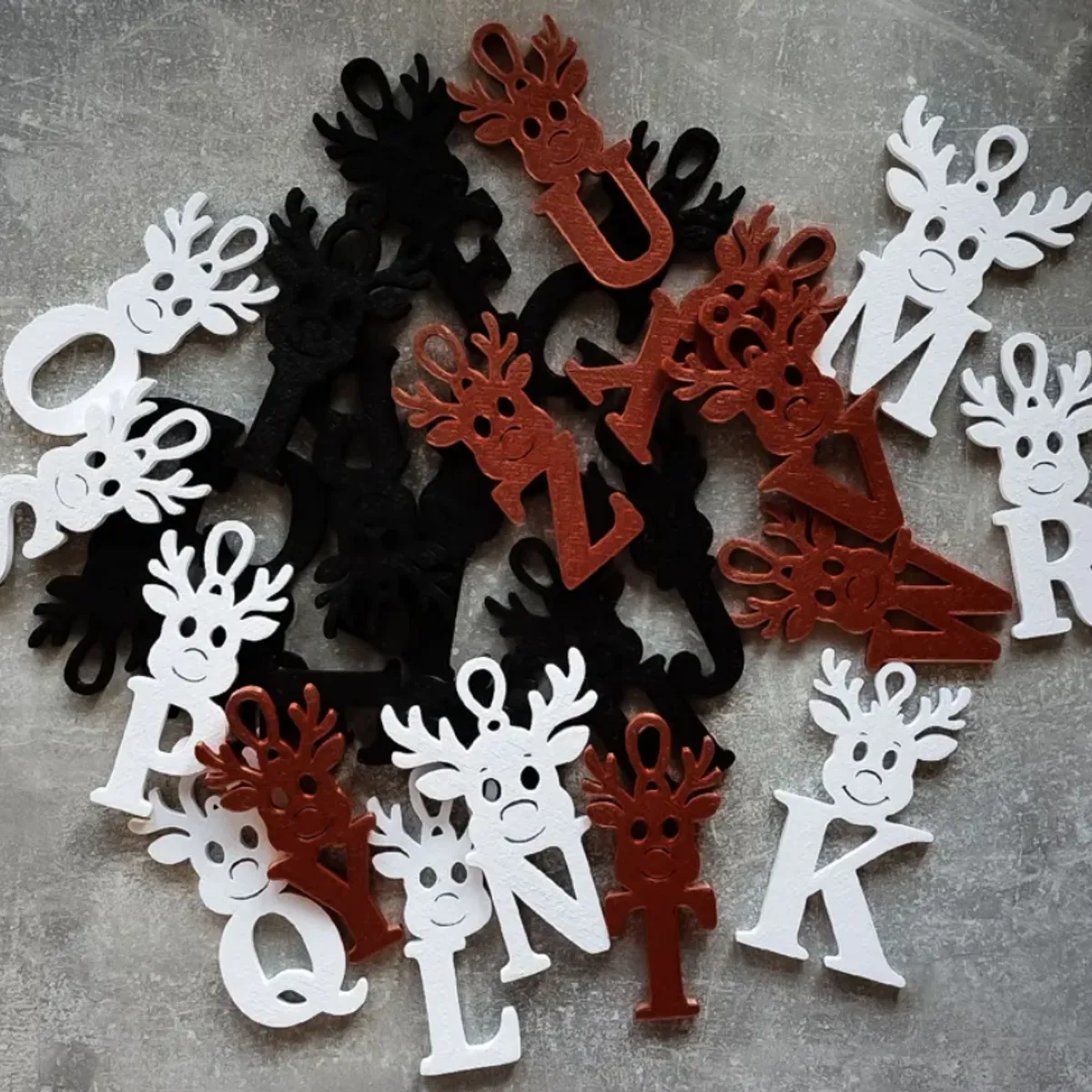 GENERICO - Adornos navideños Abecedario - Diseño Alce letras A-Z